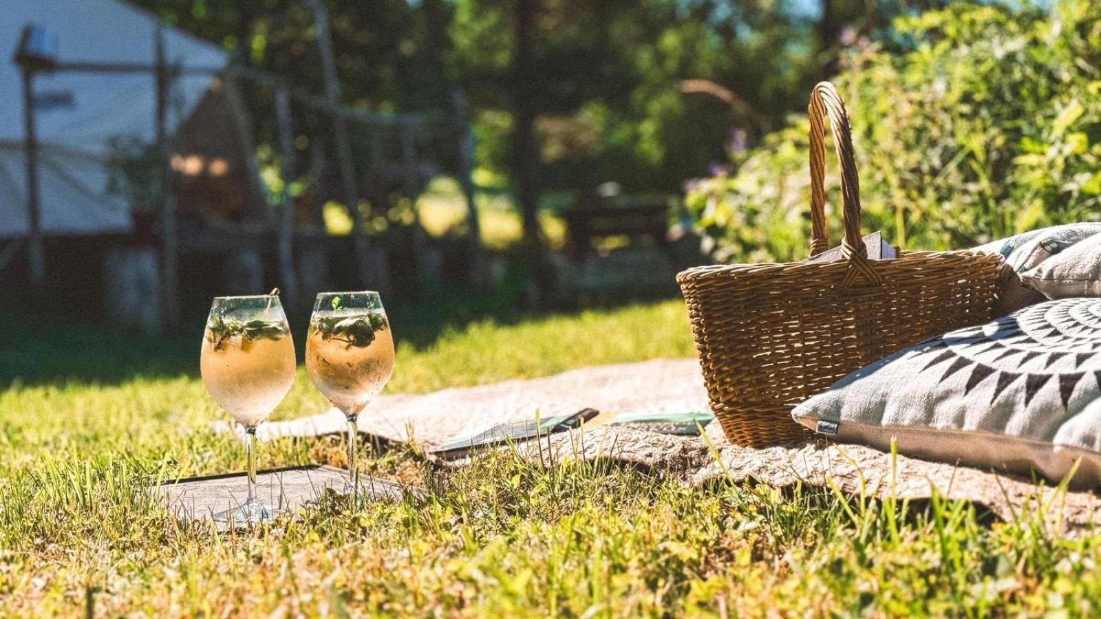 Mereaeaere Glamping Ja Rannamaja Liimala Екстериор снимка