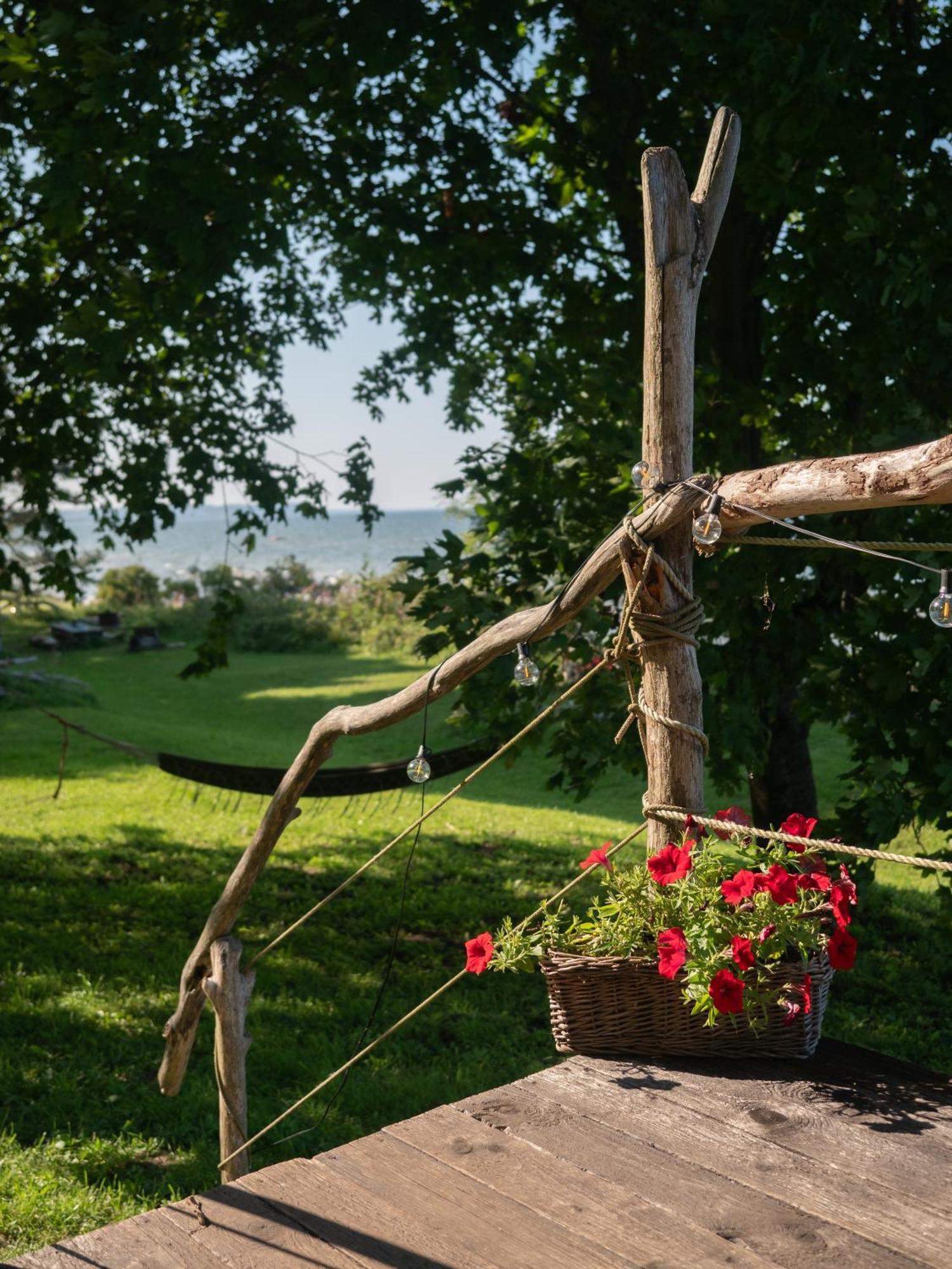 Mereaeaere Glamping Ja Rannamaja Liimala Екстериор снимка
